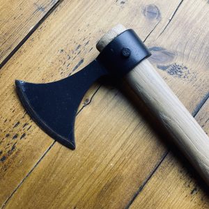 Norse Thrower V3 sur manche Cold Steel